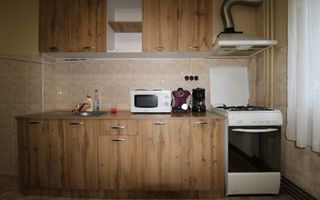 Zona Simion Barnutiu, 2 camere, centrala proprie. - Poză 10