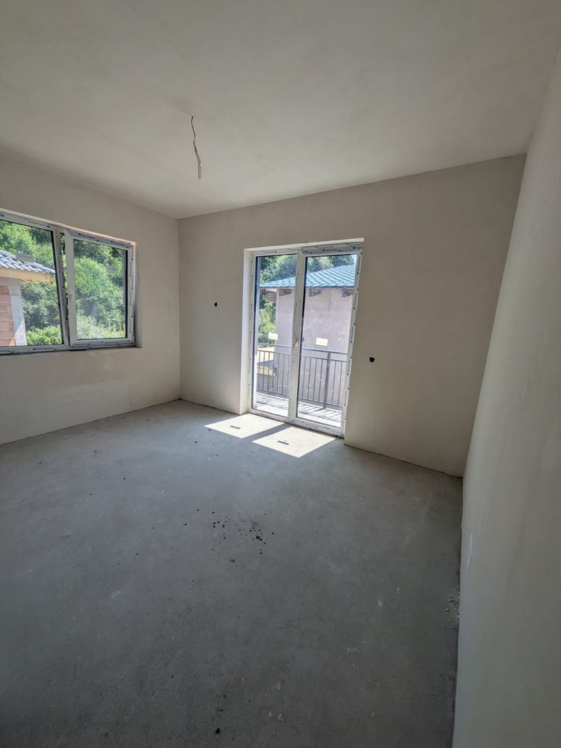 DUPLEX SEMIFINISAT — ZONA TĂUTIULUI, FLOREȘTI - Poză 8