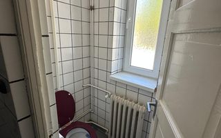 CASA DE INCHIRIAT I CISNADIE I SPATIU EDUCATIONAL - Poză 38
