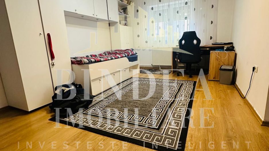 Casa individuala complet renovata- strada linistita Giarmata - Poză 6