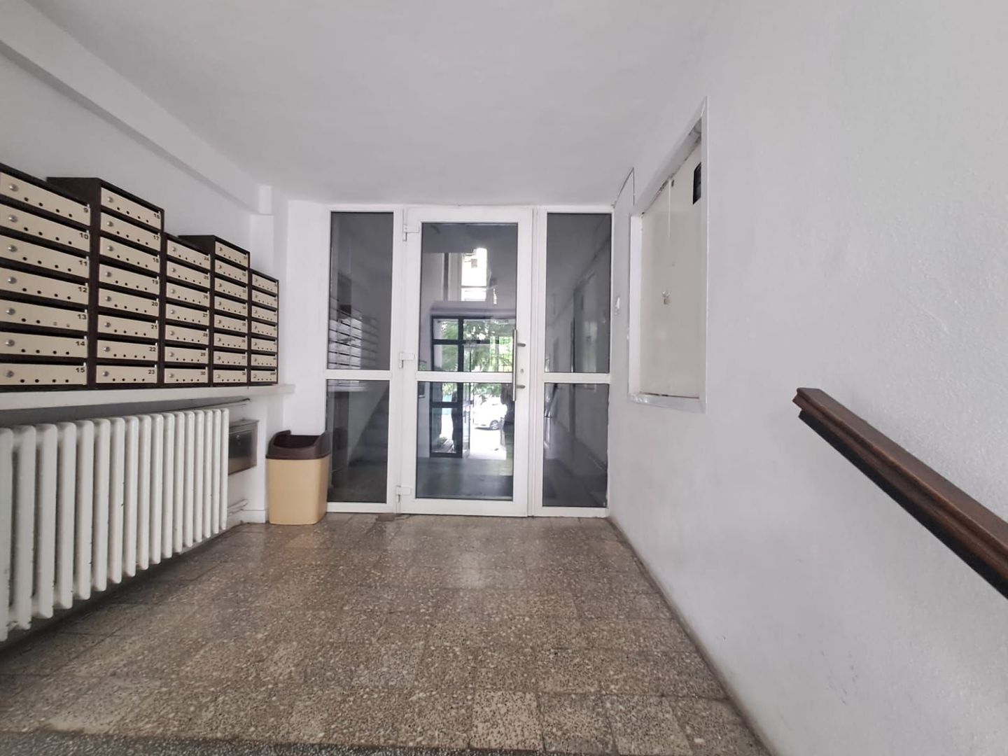 Apartament 3 camere Metrou 1 Mai - Poză 25