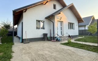Casă individuală de vânzare în Lunca Cetățuii - Poză 1