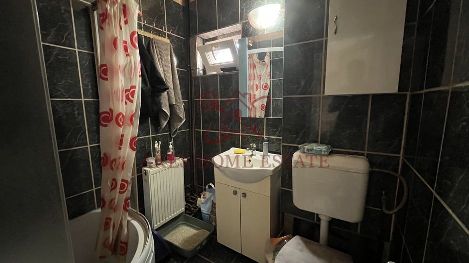 Casă individuală P+1+pod, pe piloni cu panouri solare - Poză 14