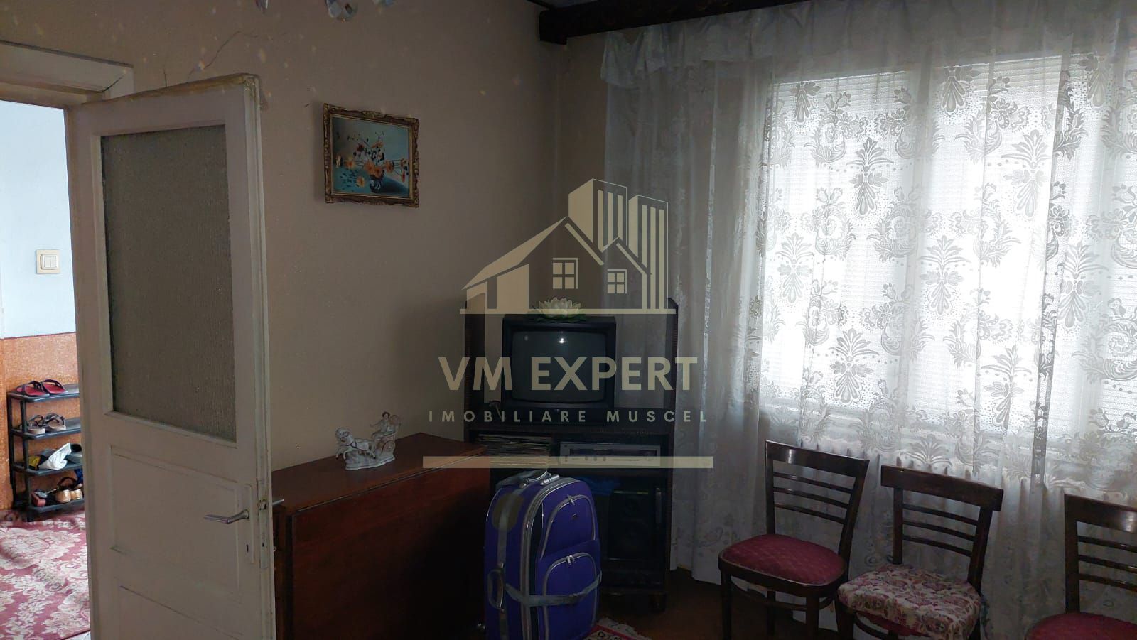 VILA 6 CAMERE, TEREN 300 MP, CAMPULUNG - Poză 6