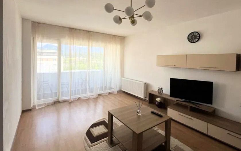 Un apartament care bifează exact ce contează spațiu lumină liniște și parcare - Poză 2