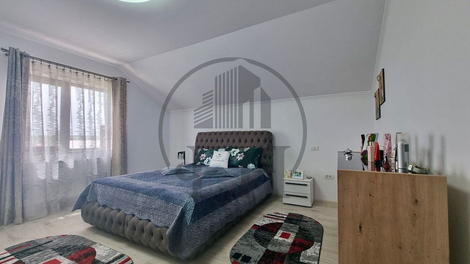 VANDUT/ SOLD - Casa / Vila de vanzare Valu lui Traian - Poză 10