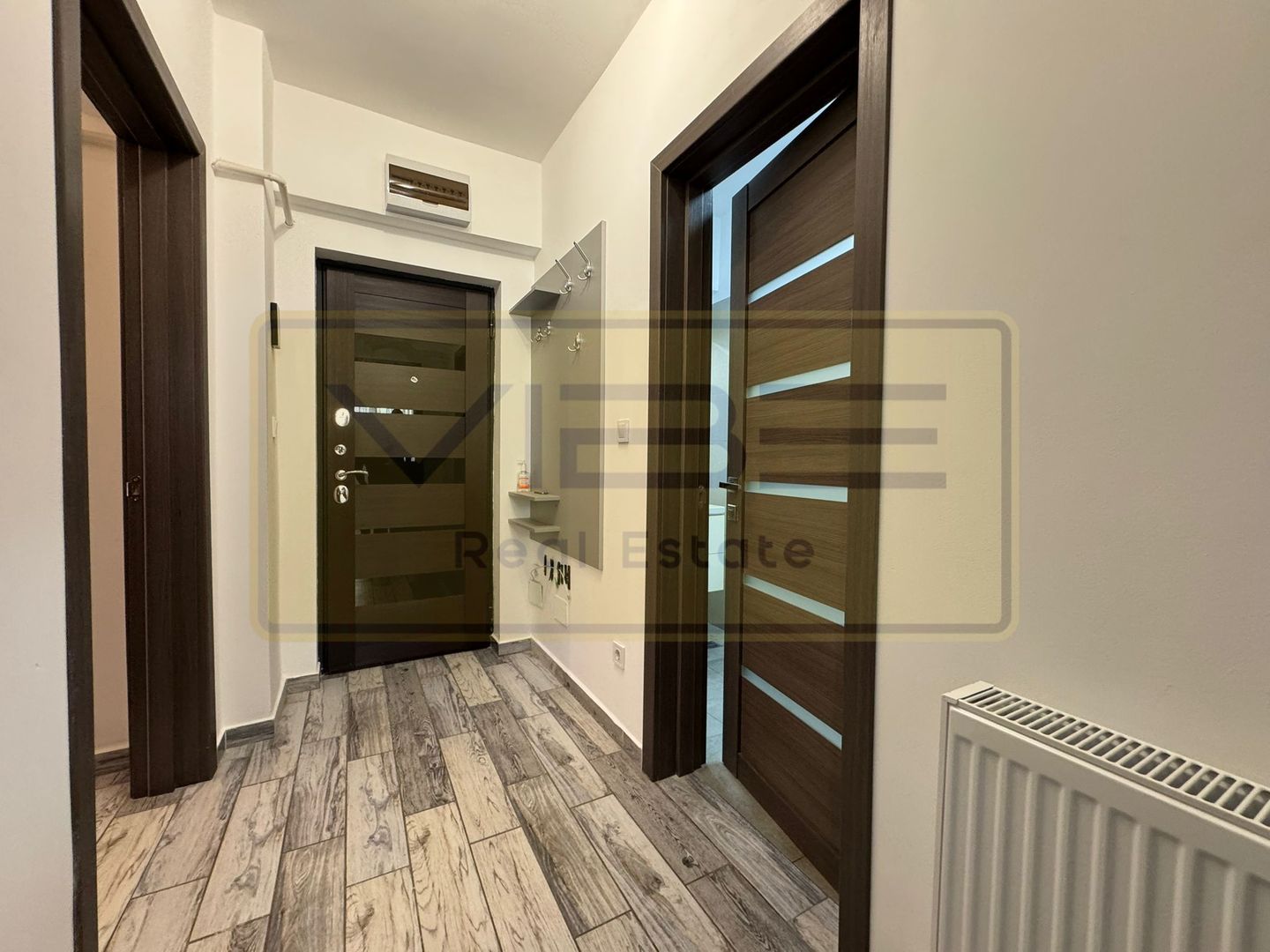 Apartament 2 camere cu parcare River Towers - Poză 19