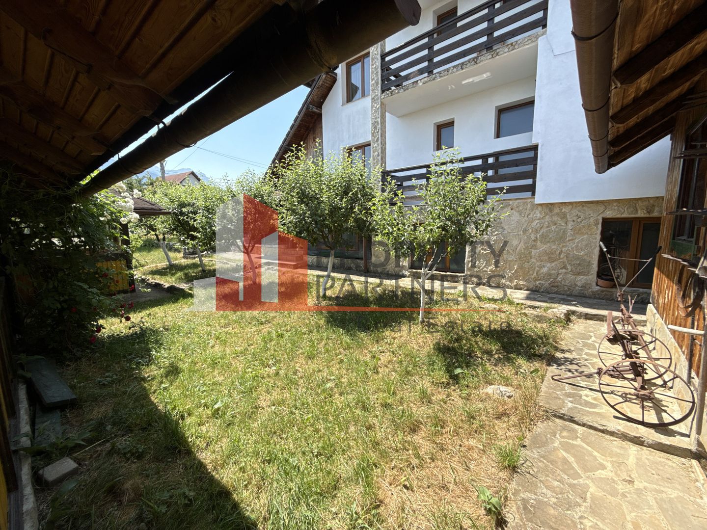 Pensiune cu vedere spectaculoasă la Bucegi și Piatra Craiului – Bradul Inalt - Poză 35