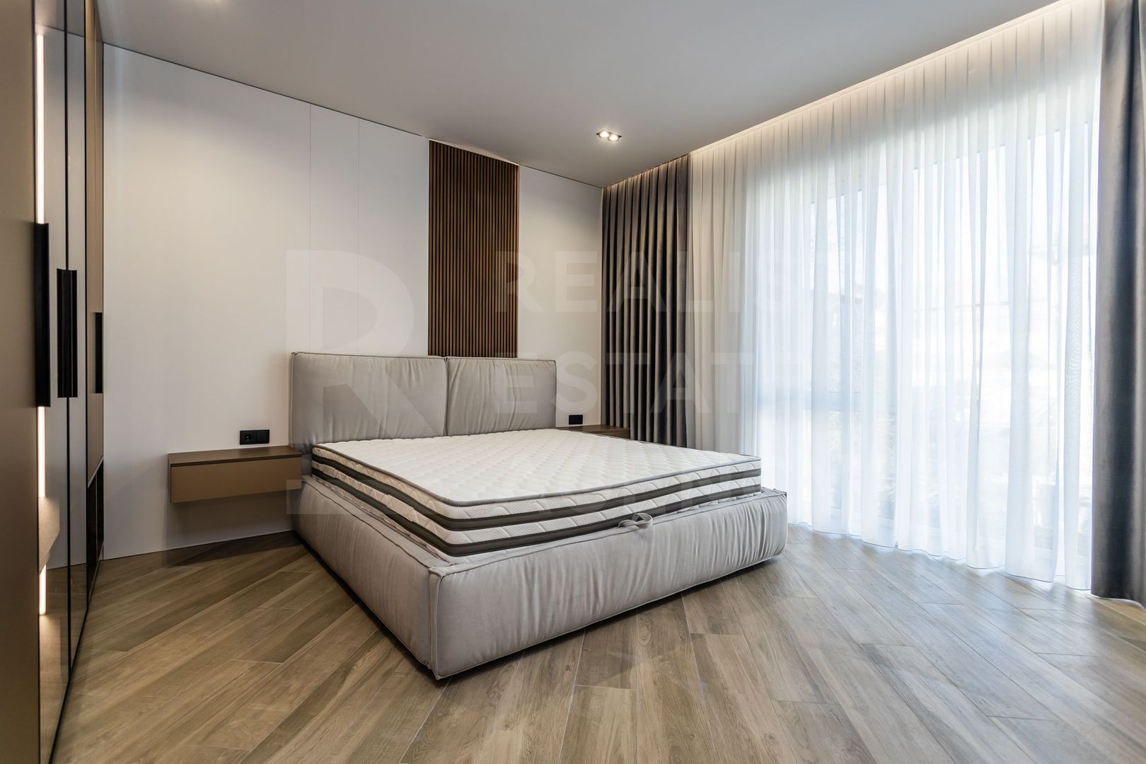 Vânzare, high-tech de lux, 6 camere, Rîșcani - Poză 48