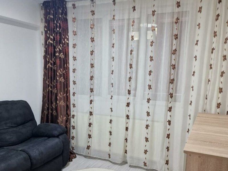 Apartament cu 3 camere, parter - zona Tiglina 2, CEC - Poză 13