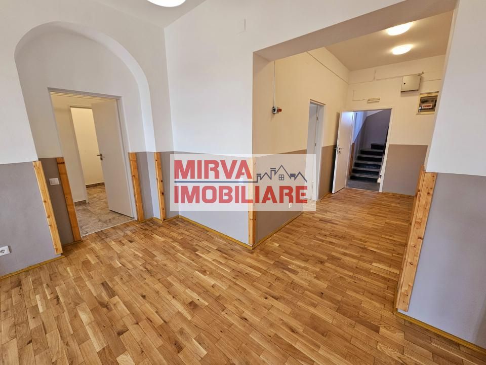 🏢 Spațiu de birouri – 5 camere, 3 băi – Etaj 1 vilă, Zona Centrală - Poză 6