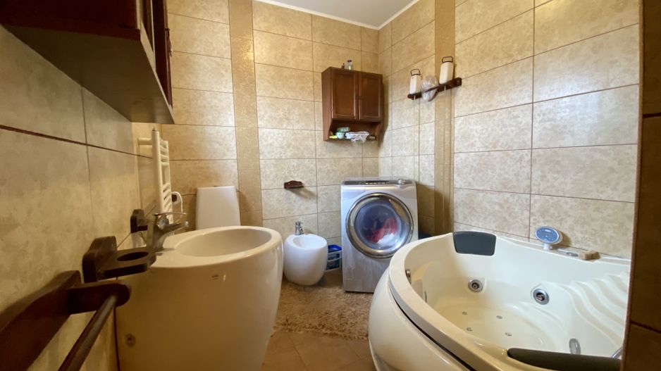 Casă cu teren generos de vânzare în Bod, la 10 minute de Brașov | 1.103 mp teren - Poză 18