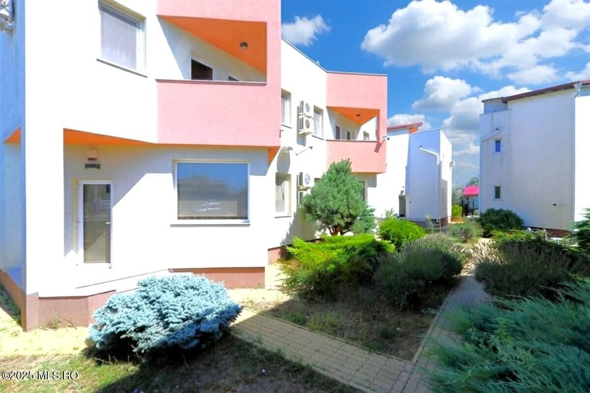 Mamaia Nord - Scoica Land, casa de vacanta la mare, P+1E+Terasa! - Poză 40