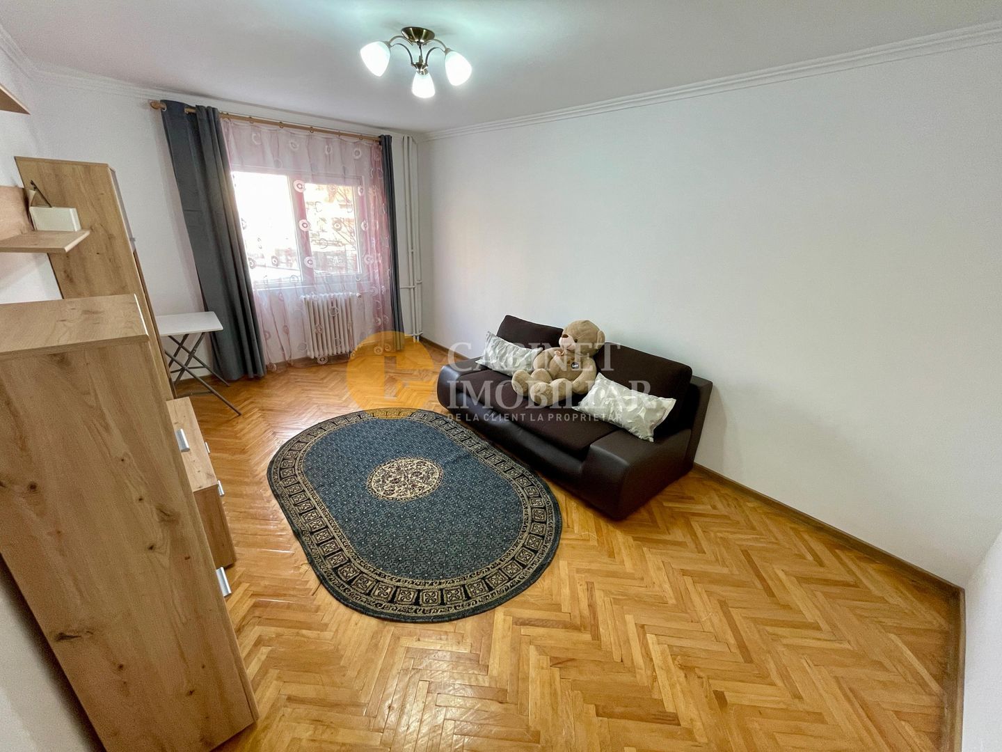 Tatarasi - 2 camere - DECOMANDAT - etaj 1 - bloc 1982 - geam la baie - Poză 2