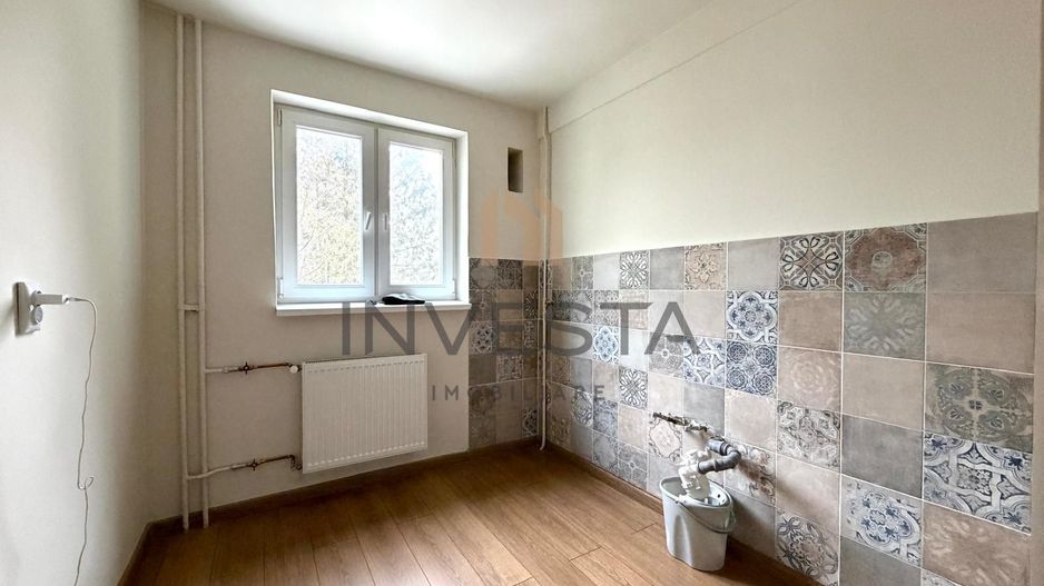 Apartament cu 2 camere decomandate  zona  strazii Detunata! - Poză 4
