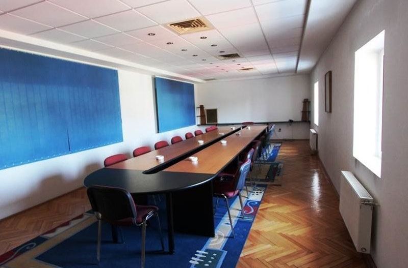 Birouri-diverse suprafete - Poză 1