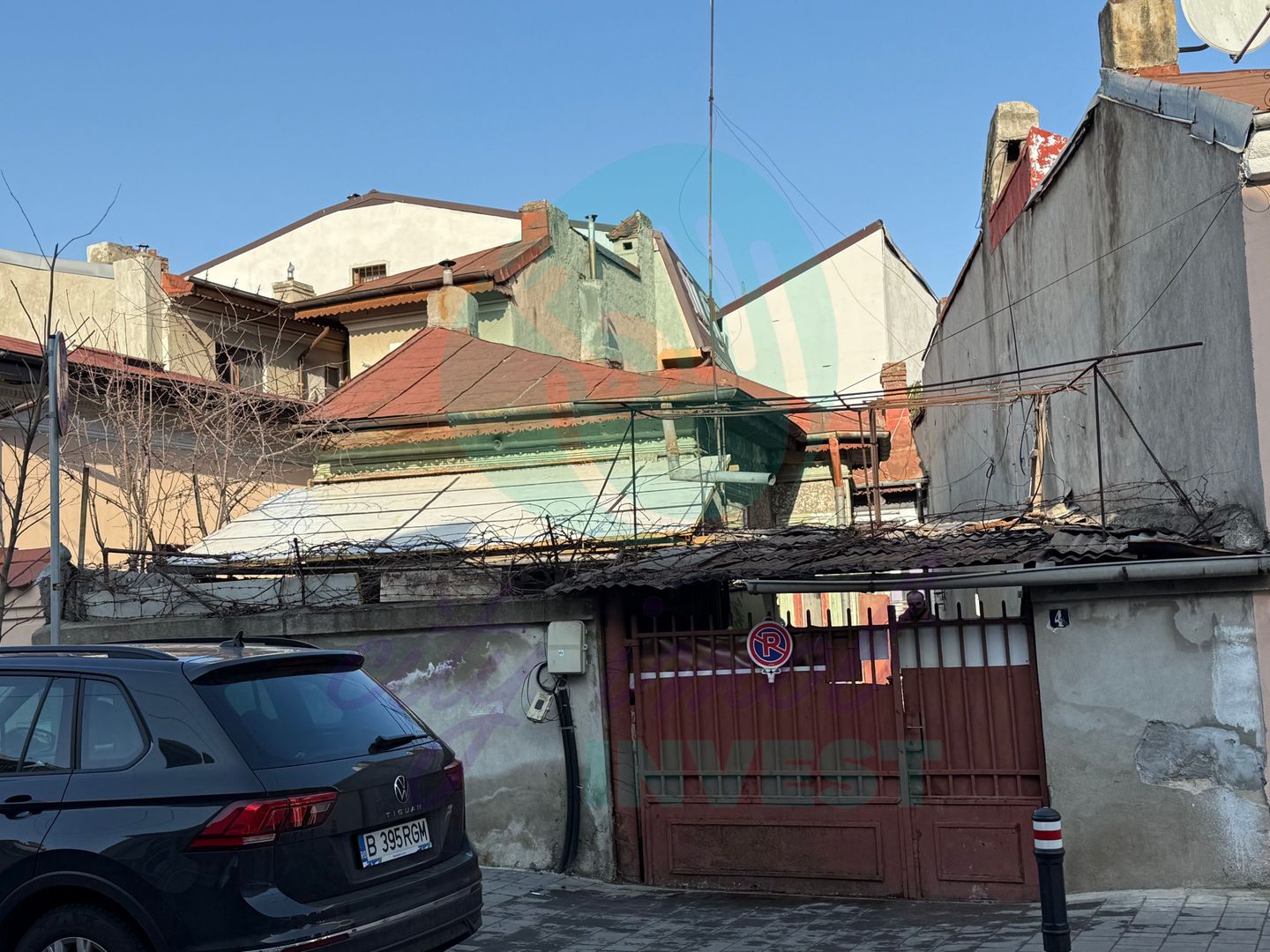 Casa singura in curte intre Calea Calarasilor si Pache Protopopescu - Poză 2