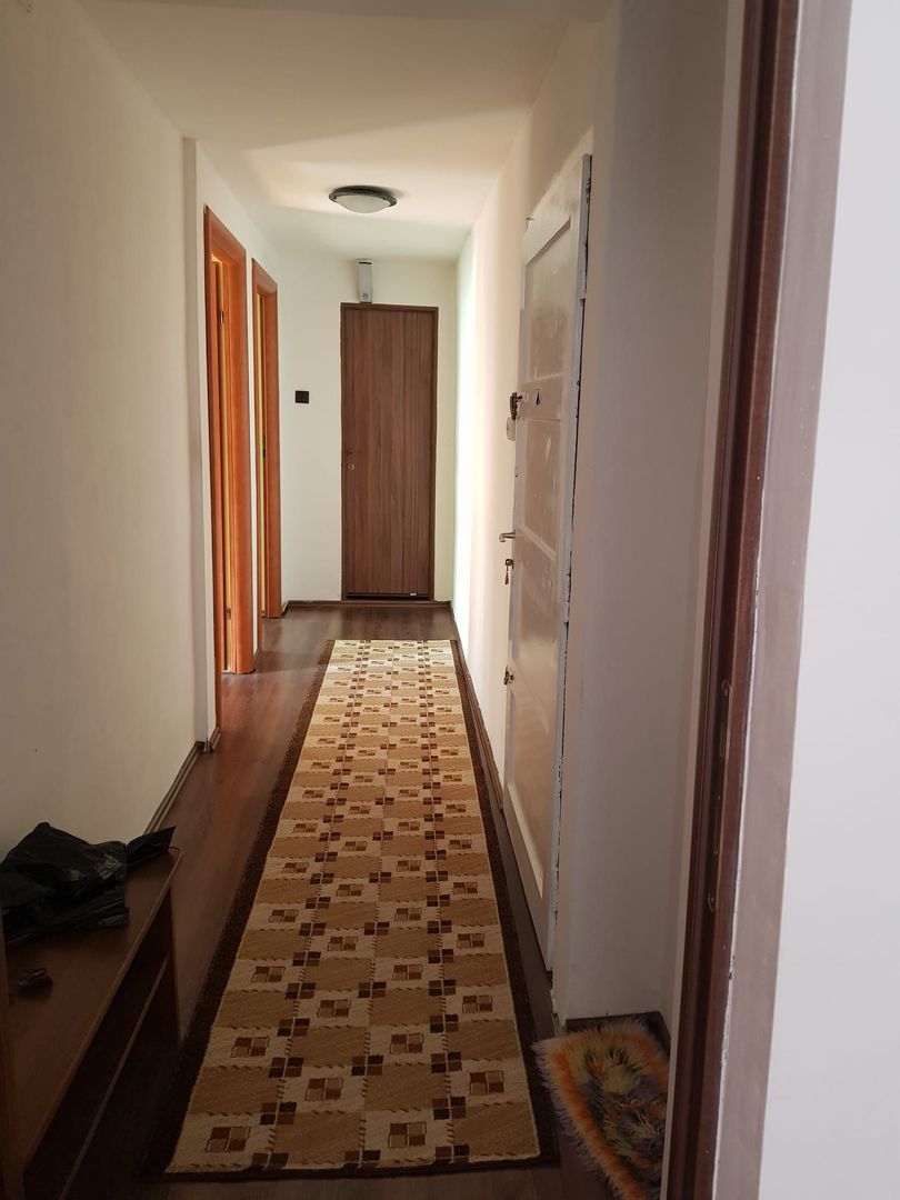 Vanzare Apartament in casa 4 Patria - Poză 3