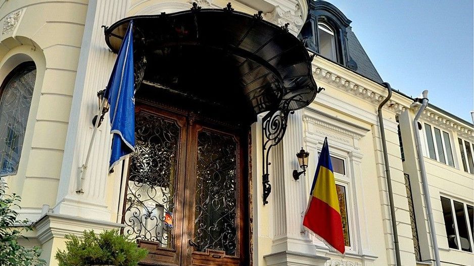 Palat de lux Piata Romana - Poză 3