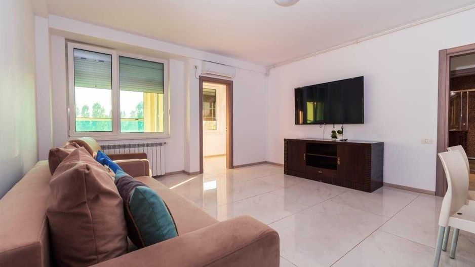 Apartament 3 camere in Faleza Nord et 2/8 Bloc Nou - Ocazie Unica - Poză 1