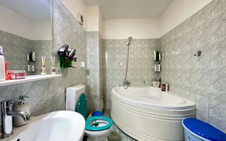 3 camere/2 băi/2 balcoane/Parcare/ Zona Centrala - Poză 10