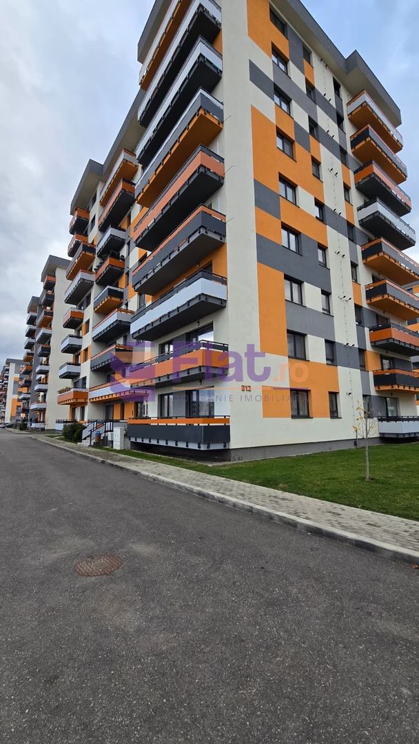 Apartament 3 Camere Brașov Tractorul Parcare - Poză 1