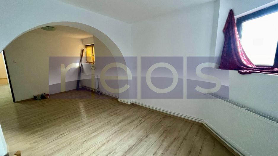 VANZARE STUDIO DUBLU 50MP DEMISOL BANU MANTA VICTORIEI CENTRALA PROPRIE - Poză 3