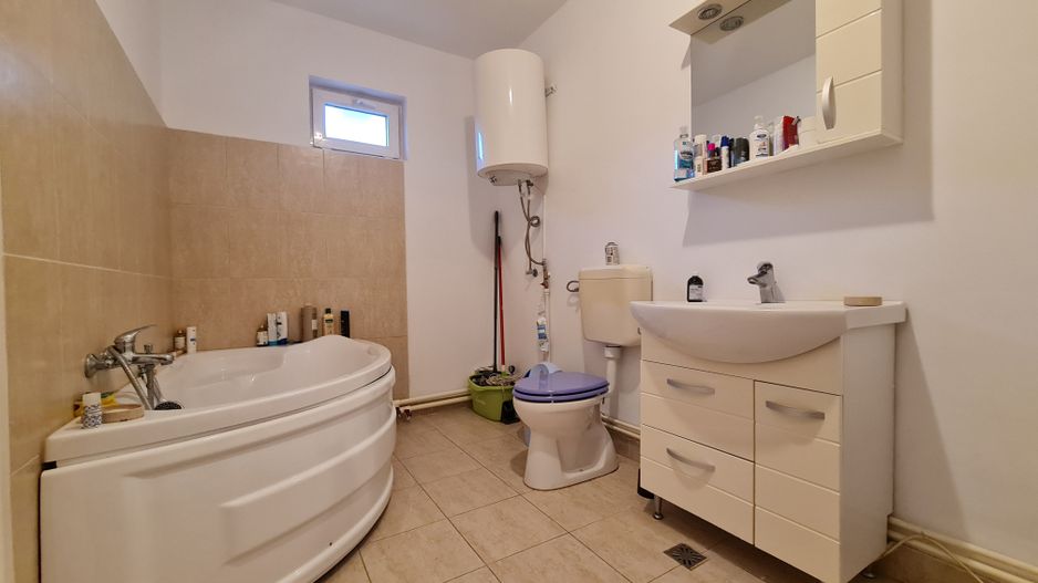 Casa individuala | 5 camere | teren 500 mp | Pipera - Poză 9