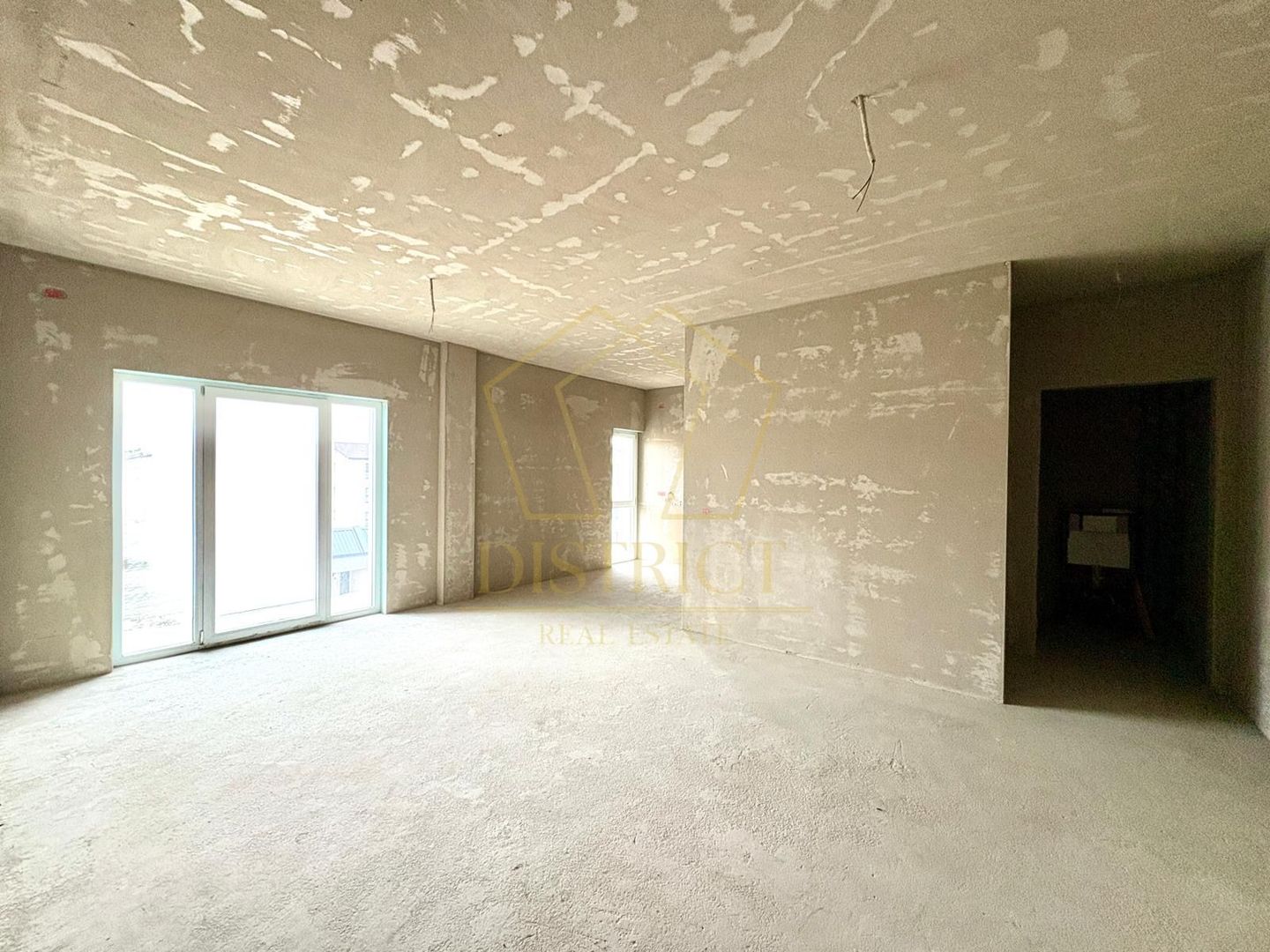 Apartament superb cu 4 camere langa Esso I Giroc - Poză 1