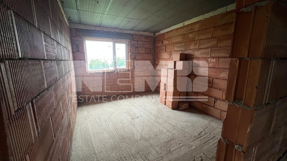 Casa la Rosu | 821Mp | Dornesti - Poză 13