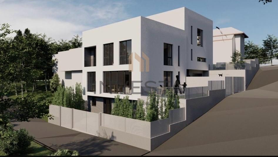 Casa tip Duplex pe 3 nivele Floresti zona linistita - Poză 1