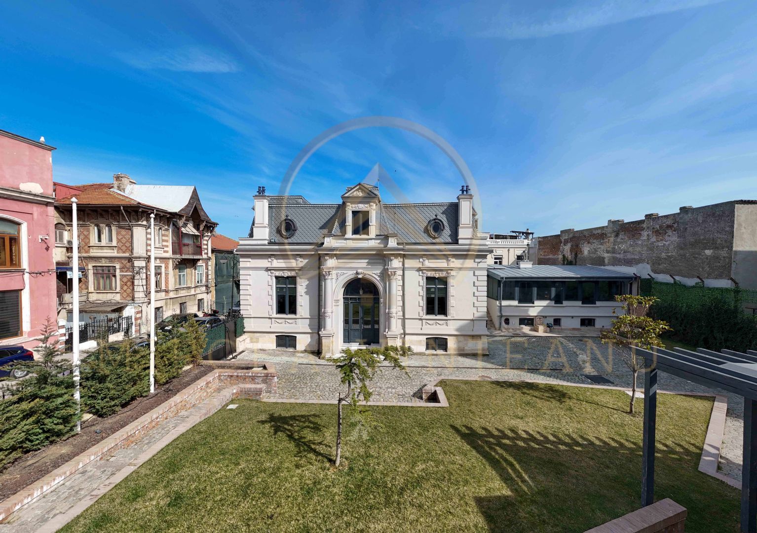 Vilă istorică de vânzare în Peninsula Constanța - Poză 1