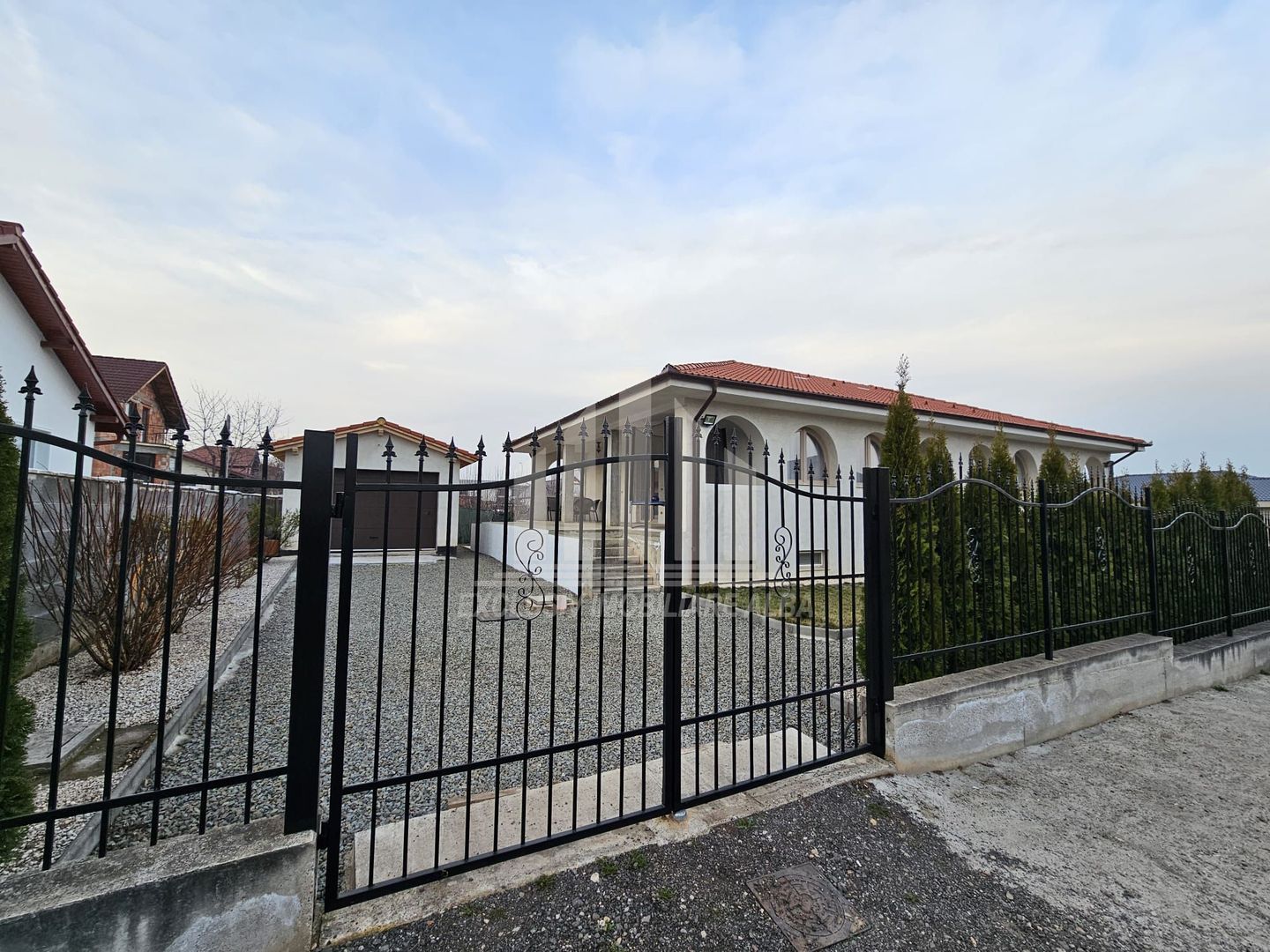 Casa individuala stil mediteranean, Alba-Micesti - Poză 1