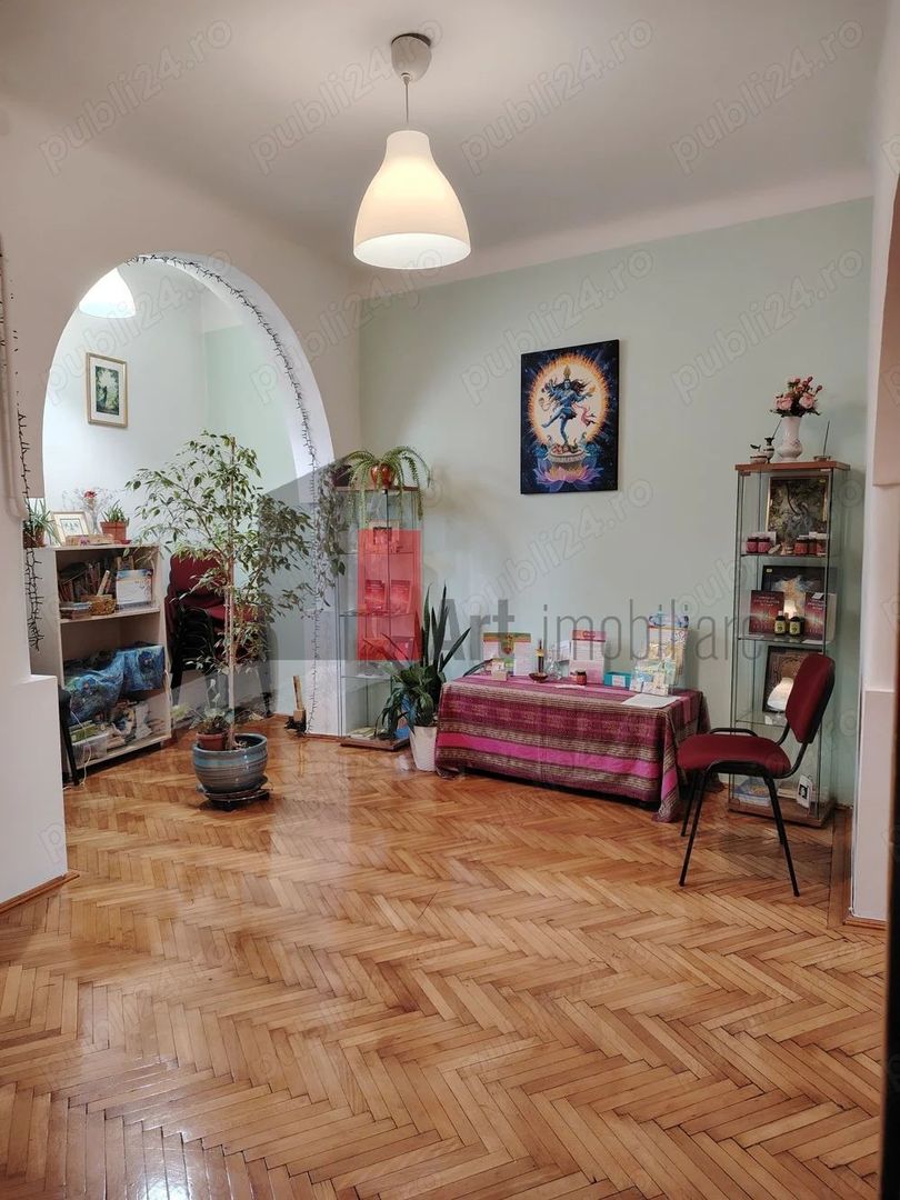 Spatiu comercial de inchiriat zona centrala (Piata Muncii) - Poză 2