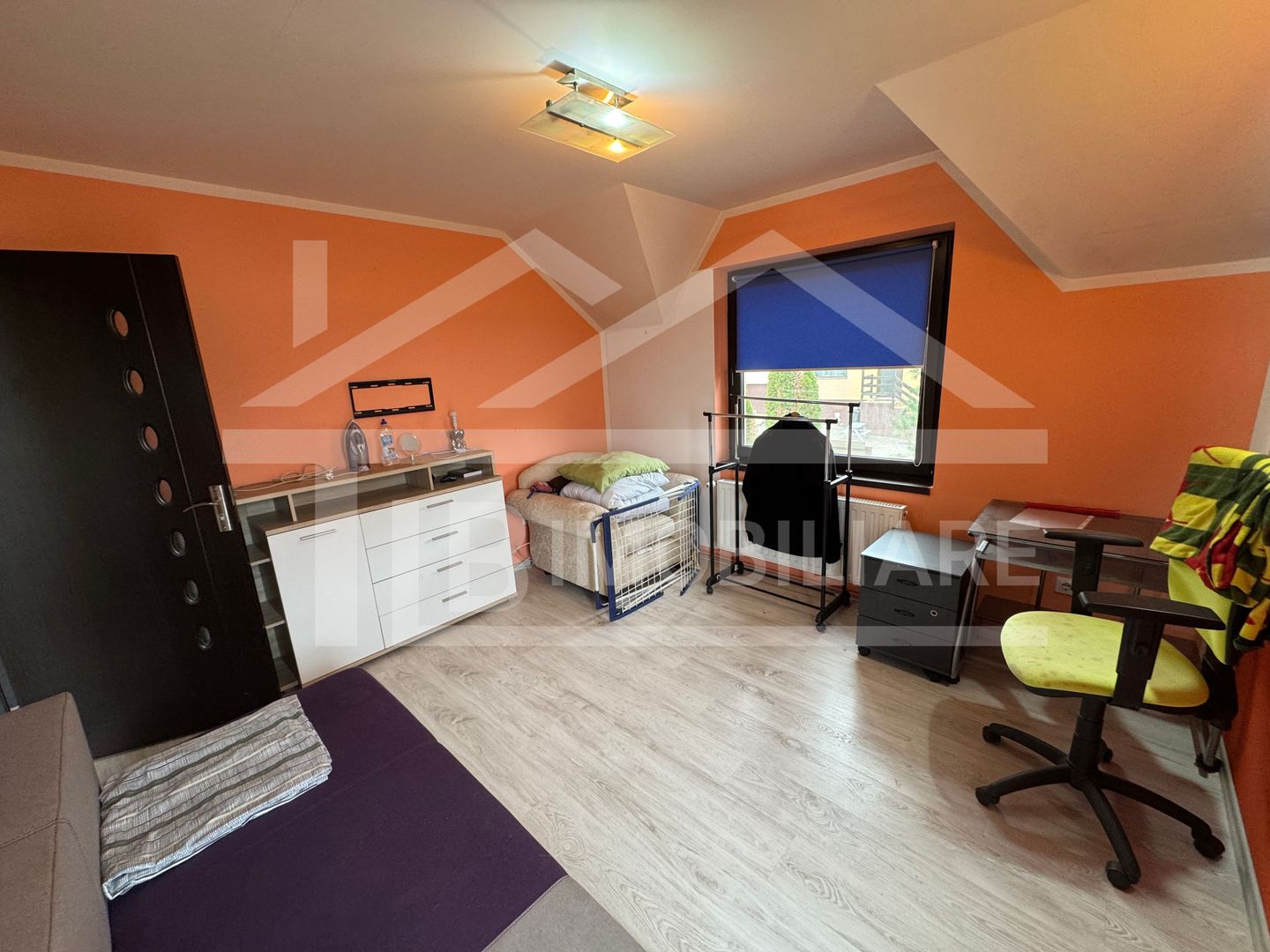 Casa cu 4 camere, 230mp, garaj, Zona Corunca - Poză 8