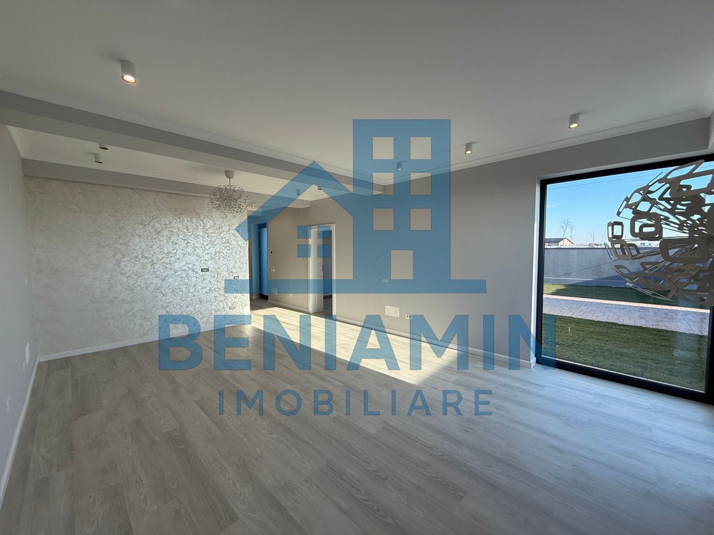 Vila Moderna-Luminoasa-Spatioasa-Eleganta-Utilitati-Selgros - Poză 1