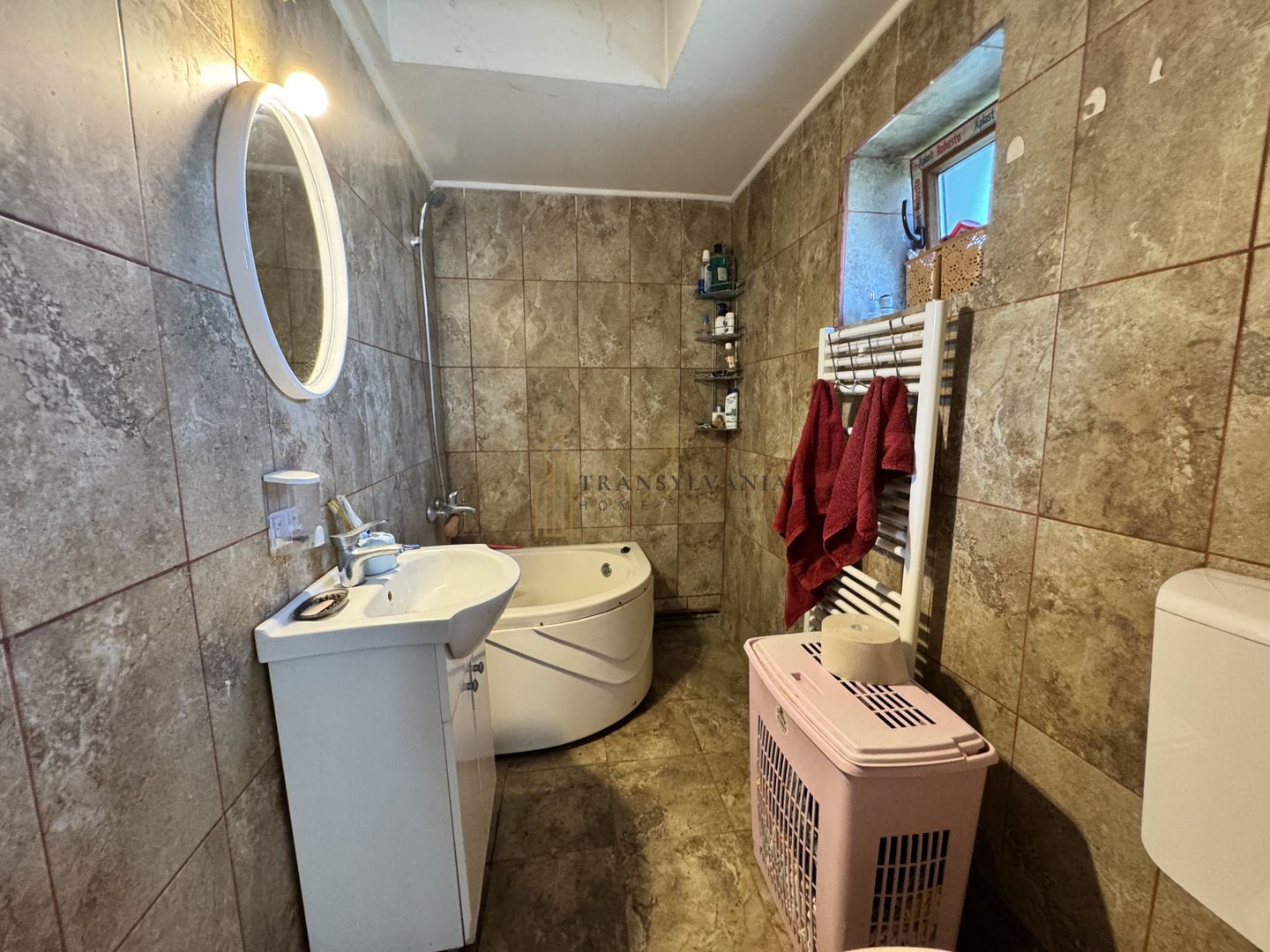 Casa de vanzare cu potential ridicat in Cornatel jud.Sibiu - Poză 12