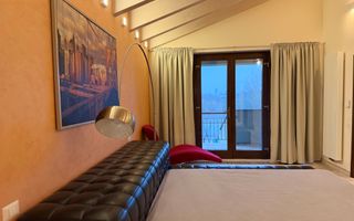 SNAGOV VILA | 36m DESCHIDERE LA LAC | PONTON 250mp | JACUZZI | SPA | BOWLING - Poză 7