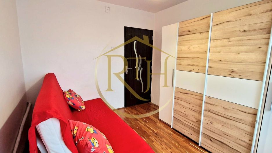 Ofer spre închiriere apartament 3 camere,2 bai, zona Lipovei, 400 euro/lună. - Poză 10