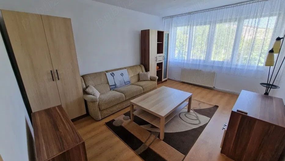 Apartament cu 2 camere decomandate, situat în zona Dacia - Poză 1