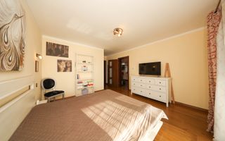 Rezervat/Zona Centrala/Casa Spatioasa/Mobilata Utilata - Poză 20