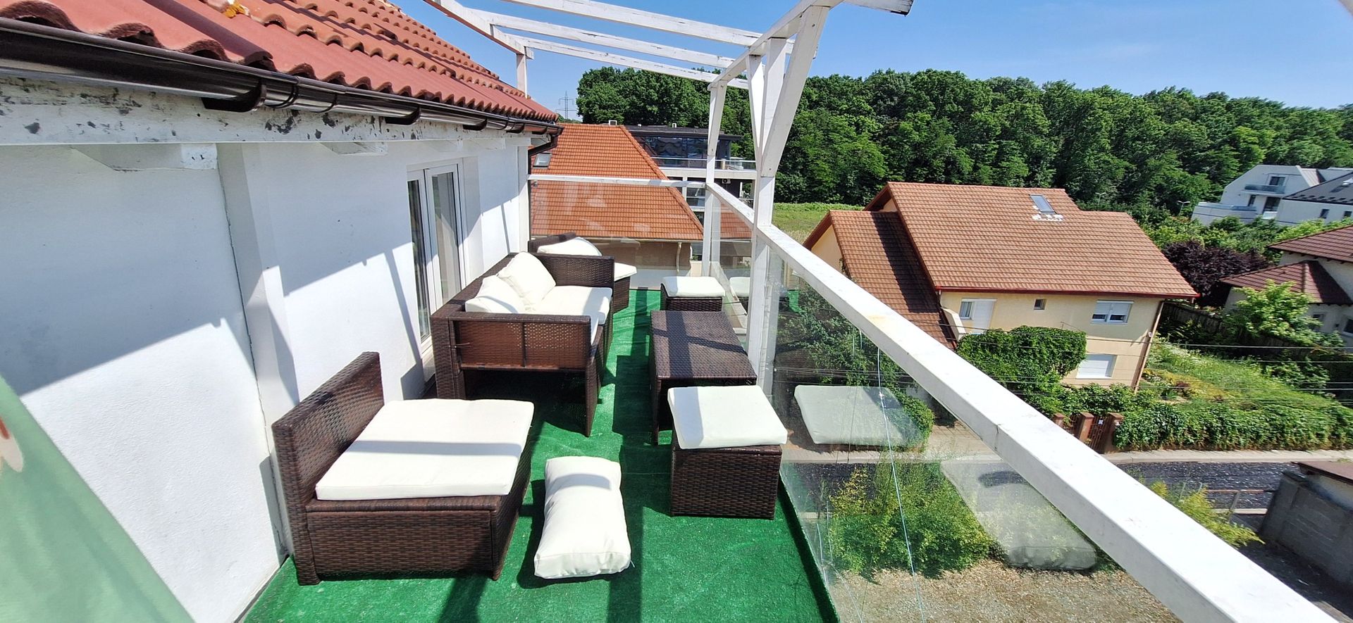 Apartament cu 3 camere Dumbravita/Constructorilor - Poză 1