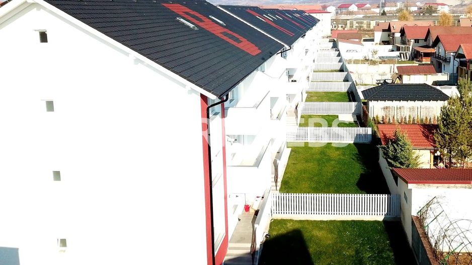 Apartament cu 3 camere de vânzare - Poză 5