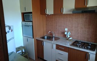 Apartament cu 2 camere, mobilat, cu teren și parcare - Floresti. - Poză 2