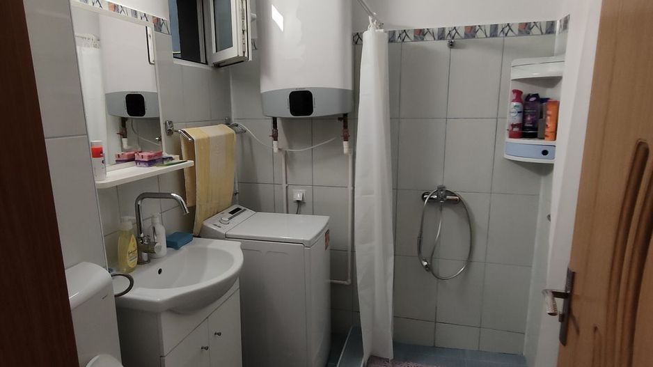 Vanzare Apartament 2 camere, parter, renovat , mobilat, utilat  - Drumul Taberei - Poză 6
