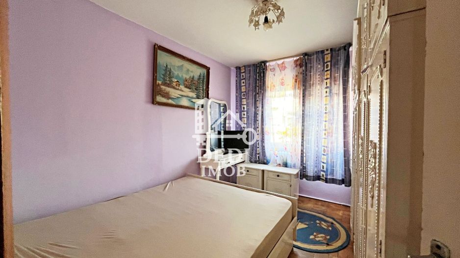 Apartament 3 camere de vanzare in zona Rogerius, Oradea - Poză 5