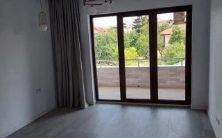 Închiriere etajul 2 al unei case în zona Titulescu - Poză 1