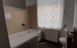 APARTAMENT 3 CAMERE RAPA GALBENA PARTER 75MP-155,000 € - Poză 3