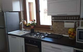 Apartament 3 camere, 120 mp, in vila, curte proprie – zona Tractorul - Poză 6