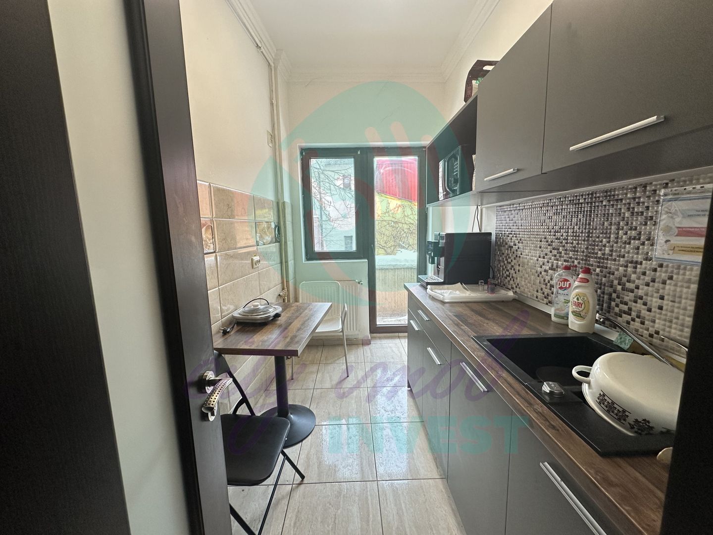 Apartament in vila CONSOLIDATA la 2 minute de metrou - Poză 5